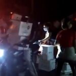 En Puerto Valdivia saquearon camión con químicos agroindustriales que se volcó