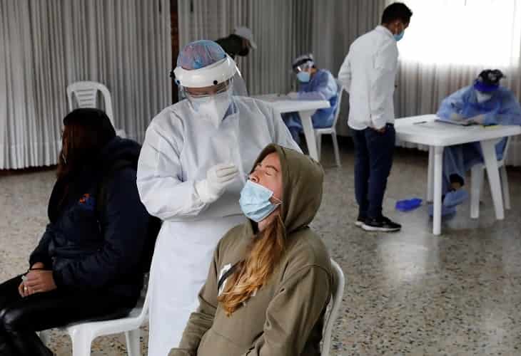Colombia completa cinco días con menos de 1.000 contagios y 50 muertes por covid