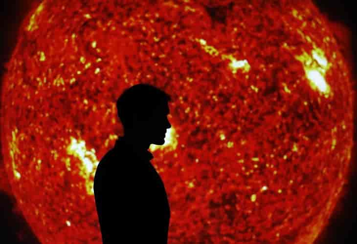 El CosmoCaixa invita a redescubrir la relación de la humanidad con el sol