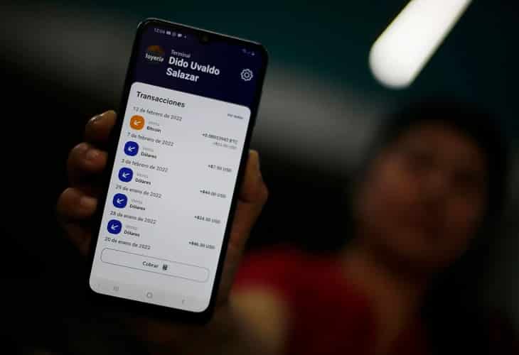 El Salvador pone bajo secreto información de remesas con billetera bitcóin