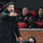 El United investiga a los aficionados que agredieron a Simeone