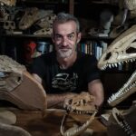 El paleoartista que reconstruye animales prehistóricos en Argentina