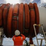 El precio del petróleo y del gas cae tras las fuertes alzas de últimos días