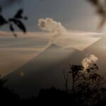El volcán de Fuego en Guatemala registra una erupción estromboliana
