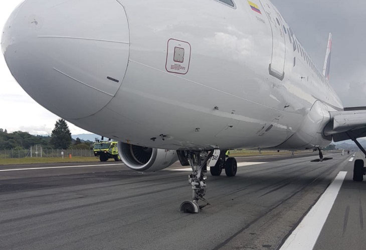 Aeropuerto de Rionegro sigue cerrado, tras percance con avión de LATAM