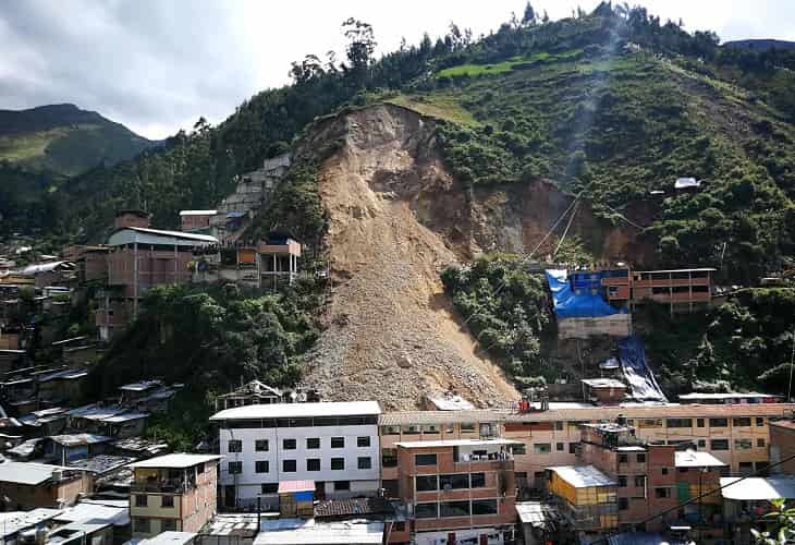 Se elevan a ocho los fallecidos por deslizamiento en los Andes de Perú