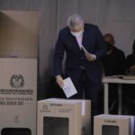 Tranquilidad y alta afluencia marcan la primera parte de las elecciones en Colombia