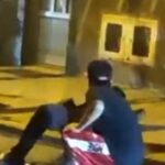 En Itagüí, joven impacta con un taser a un habitante de calle que dormía