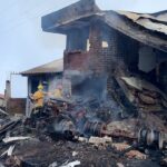 Tanquero se estrella en Cañar y provoca muerte de 5 personas- Mueren 5 personas en Cochancay tras un tanquero estrellarse contra una casa