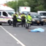 En Montería, hombre murió tras lanzársele a una grúa