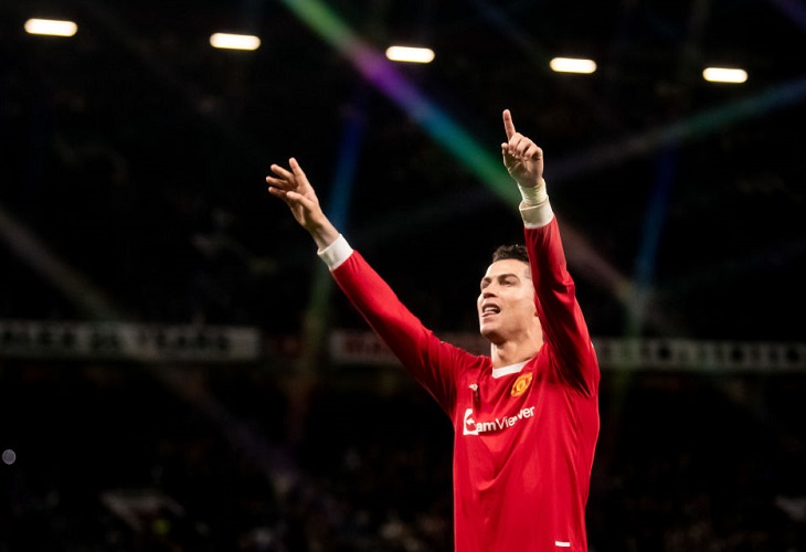 Con 3 goles, Cristiano le da la victoria al Manchester United vs Tottenham