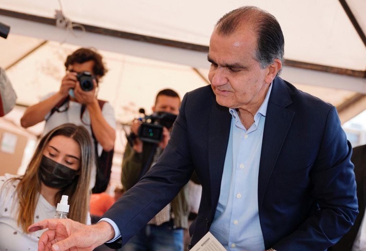 Óscar Iván Zuluaga renuncia a ser candidato a la presidencia