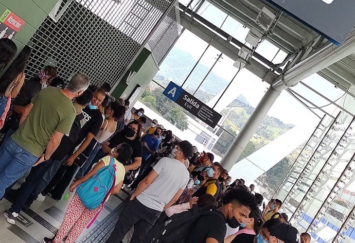 Metro de Medellín opera entre Niquía y Poblado por incidente con persona en la vía