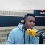 Polo Polo a periodista que cuestionó su curul afro: "soy negro y tengo el derecho"
