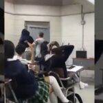 Profesor del colegio Avelino Saldarriaga saca a empujones a un alumno de clase