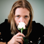 Autoridades de Bogotá confirman que Taylor Hawkins solicitó ayuda por dolor en el pecho