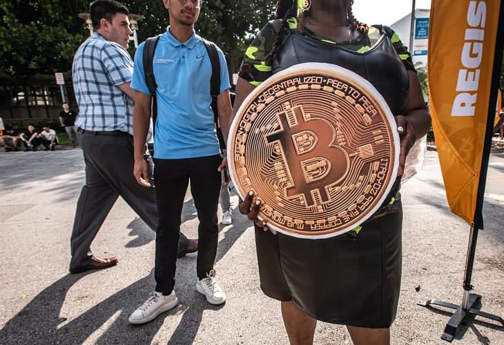 Activistas resaltan que el bitcóin es “el dinero de la libertad”