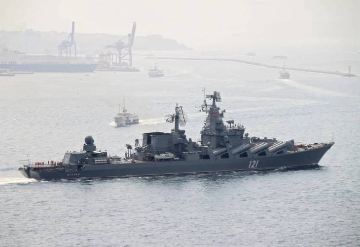Rusia admite un muerto y 27 desaparecidos en el hundimiento del buque Moskvá