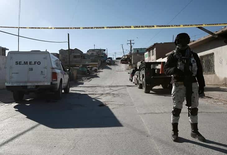 Cinco muertos, dos de ellos policías, tras ataque armado en norte de México