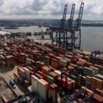 Colombia registró un déficit comercial de 1.101 millones de dólares en febrero (1)