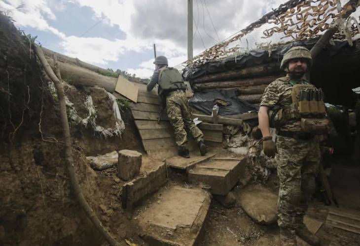 Día 66 de invasión_ Rusia se reagrupa y fortalece en el este de Ucrania