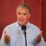 Duque felicita a Macron por su reelección, con quien espera seguir trabajando