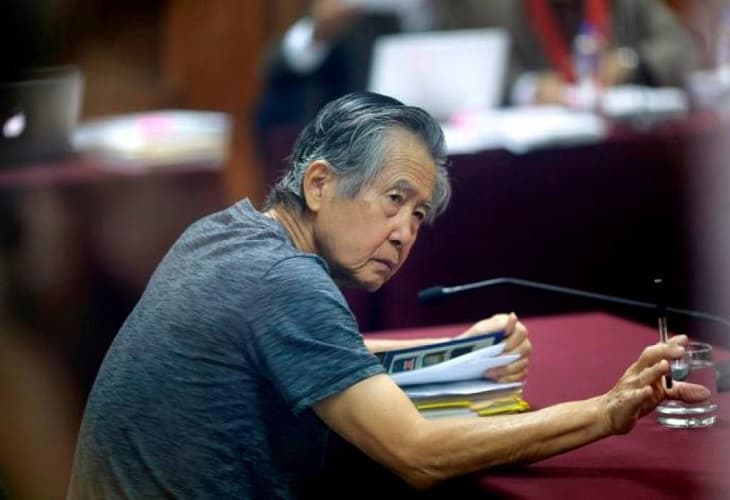 El expresidente Fujimori fue internado en una clínica tras sufrir una descompensación