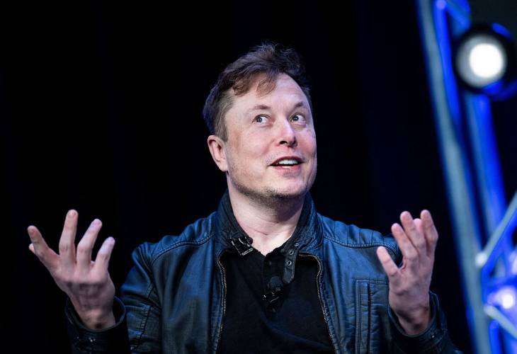 Elon Musk compra Twitter