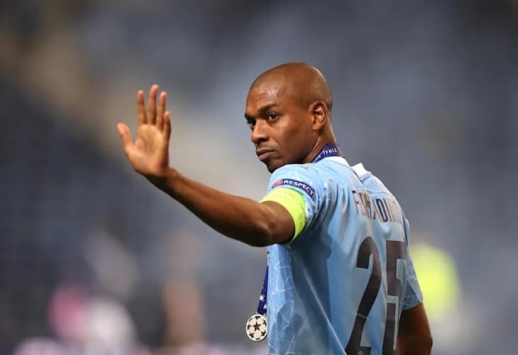 Fernandinho dejará el Manchester City a final de temporada