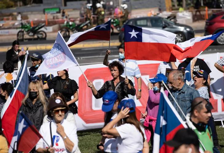 Incidentes en una manifestación contra la nueva Constitución de Chile