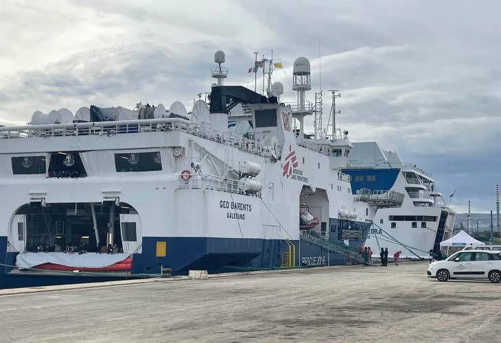 Italia rescata a los 51 migrantes a la deriva frente a Lampedusa