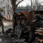 Las tropas rusas se retiran de Kiev pero sus habitantes no creen que sea el fin