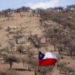 Lluvias dejan sin electricidad a Santiago de Chile pero no palían la sequía