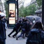 Los antidisturbios disuelven una manifestación contra Macron tras su victoria