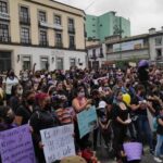 Mexicanas protestan por el asesinato de la activista Juana Ovando en Veracruz