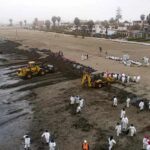 Repsol declara limpias 28 playas afectadas por el derrame de petróleo en Perú