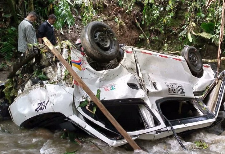 Familia de Cocorná sufre accidente fatal en vía Medellín-Quibdó