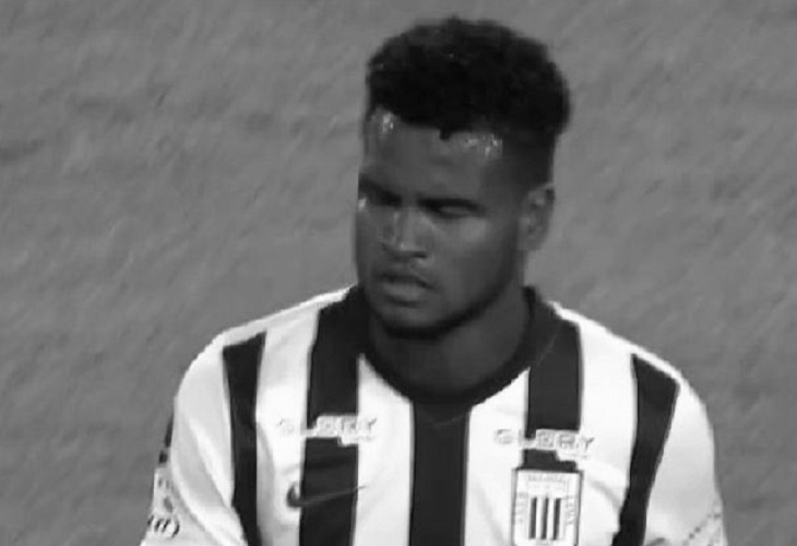 Patada 'criminal' le provoca brutal lesión a Robert Rojas en Alianza Lima vs River