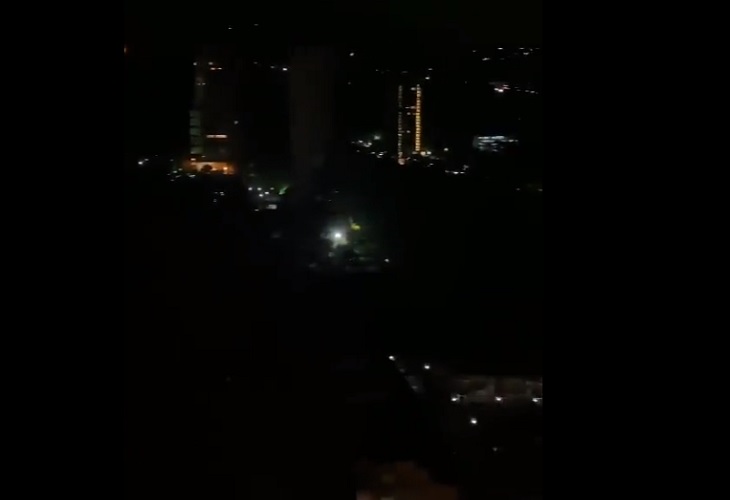 Reportan apagón en varios sectores del barrio El Poblado de Medellín