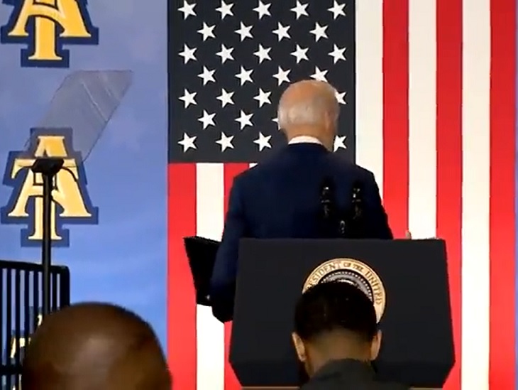 Extraño momento de Joe Biden, tras un discurso en Carolina del Norte