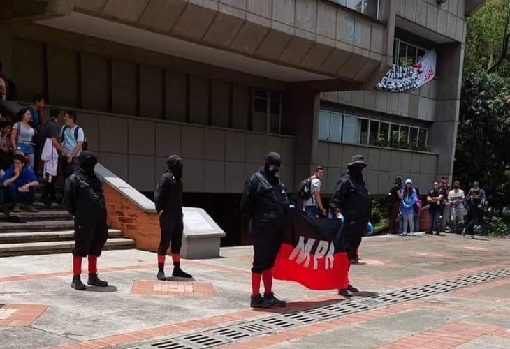 Evacúan Universidad Nacional en Medellín por presencia del Movimiento Popular Revolucionario
