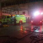 Bomberos de Medellín controlaron incendio en un parqueadero de Guayabal