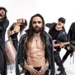 Encapuchados roban los instrumentos de Moderatto, en Puebla