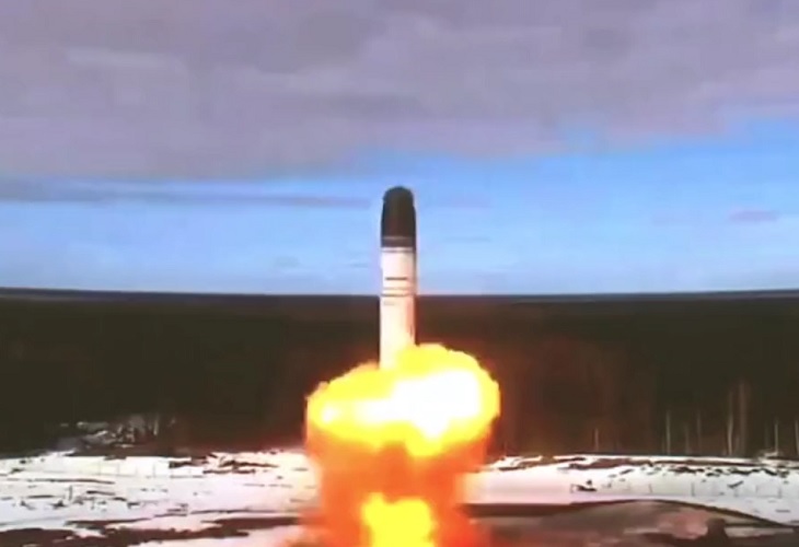 Rusia prueba el RS-28 Sarmat, afirman que hará pensar dos veces a sus enemigos