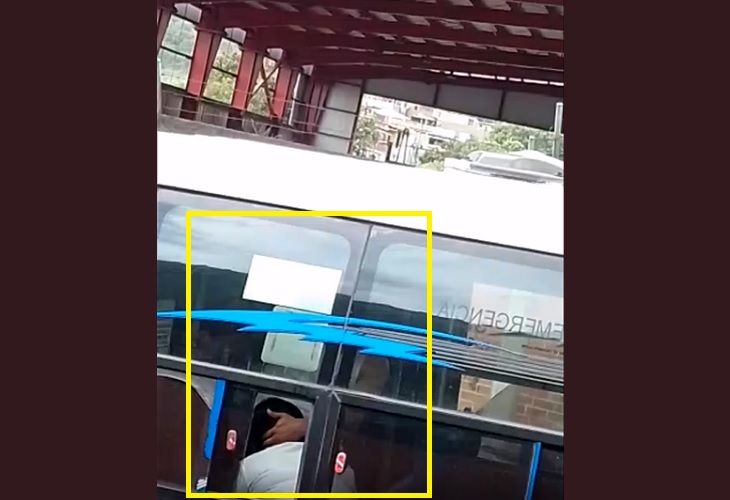 Empresa Los Yumbeños rechaza actos obscenos de pareja en uno de sus buses
