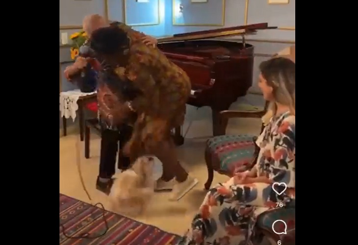 Perro de Teresita Gómez intentó morder a Francia Márquez durante visita