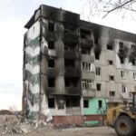 Soldados ucranianos permanecen en Mariupol este 18 de abril