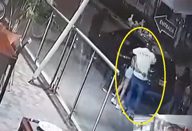 Revelan video de Freddy Rincón subiéndose a la camioneta antes del accidente