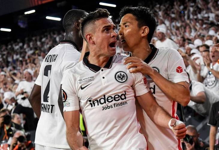 1-1. El colombiano Borré le da la gloria al Eintracht en los penaltis