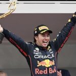 Checo Pérez prolonga 2 años su contrato con Red Bull